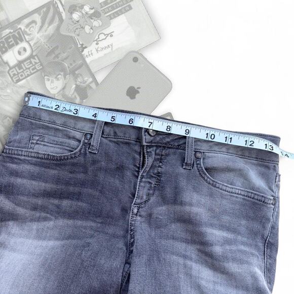 Y2K Gray Light Wash BeBe Denim Skinny Jeans - Picture 6 of 7